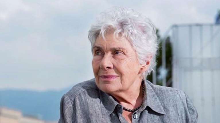 Σε ποια ηθοποιό αφήνει τα τελευταία ποιήματά της η Κική Δημουλά