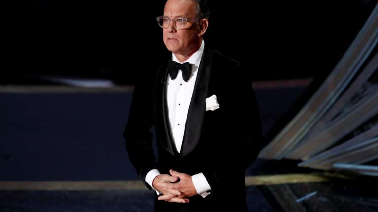 Παρουσιαστής ο Τομ Χανκς σε ειδική εκπομπή για την ορκωμοσία Μπάιντεν - Ταυτόχρονη προβολή στα μεγάλα αμερικανικά κανάλια