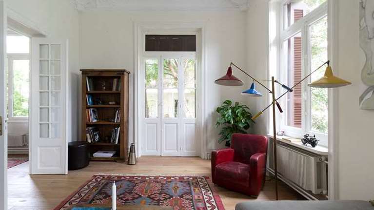 M18: Ενα κτίριο του 1923 δίπλα στο Μουσείο της Ακρόπολης - Σύγχρονος νεοκλασικισμός με θέα [εικόνες]