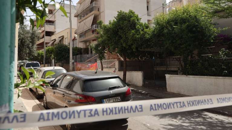 Νέα Χαλκηδόνα: Συνελήφθη ο ντελιβεράς σύντροφος της 48χρονης μητέρας - Βρέθηκε DNA του στα νύχια της