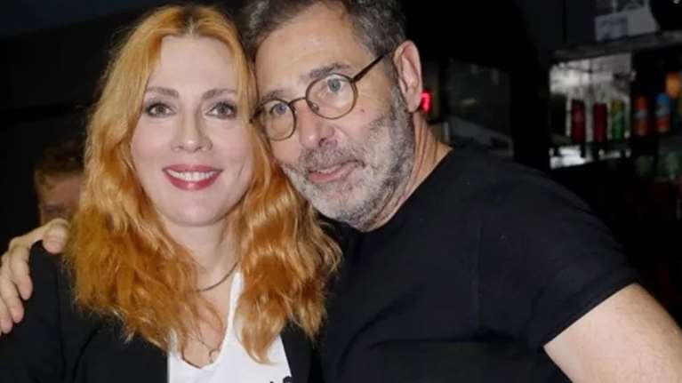 Θοδωρής Αθερίδης: Με τους γονείς της Σμαράγδας στην πρεμιέρα της