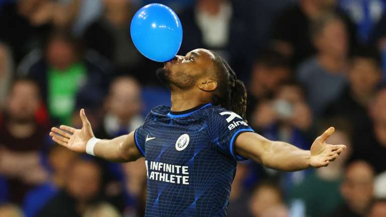 Νίκες &quot;Ευρώπης&quot; για Τσέλσι και Γιουνάιτεντ - &quot;Θρυλική&quot; σεζόν ο Πάλμερ