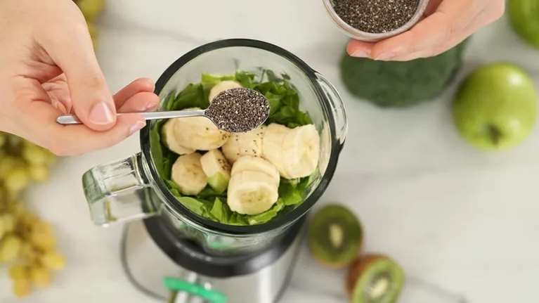 Ο τέλειος λιποδιαλύτης: Μπανάνα + chia για αδυνάτισμα σε χρόνο ρεκόρ - Δες πώς θα τα κατανωλώσεις ιδανικά