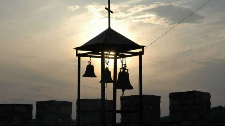 Εορτολόγιο: Μεγάλη γιορτή σήμερα, Σάββατο 26 Οκτωβρίου - Ποια ονόματα γιορτάζουν