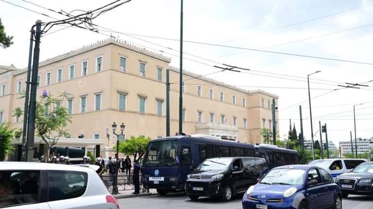 Βουλή: Κατά πλειοψηφία ψηφίστηκε η ενσωμάτωση οδηγίας για ποινικά αδικήματα - Έντονη η διαφωνία της αντιπολίτευσης