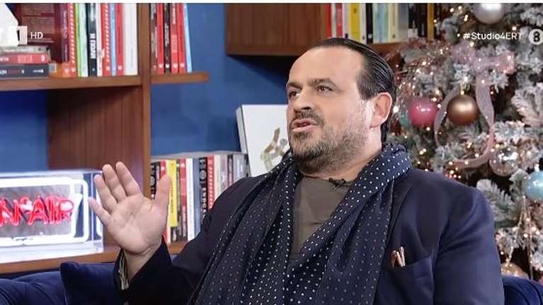 Σoκάρει ο Βασίλης Ζούλιας: &quot;Ήμουν δυστυχισμένος άνθρωπος. Έκανα απόπειρες αυτοκτονίας από 8 ετών&quot;