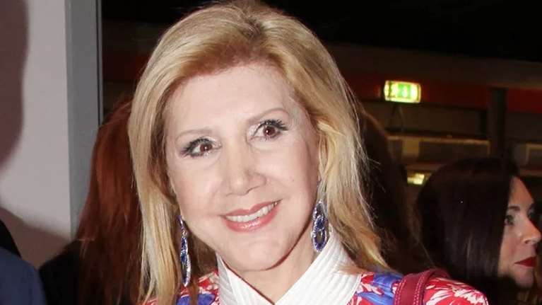 "Φρέσκια στα 85 της": Η θεραπεία που κάνει στο πρόσωπό της η Λίτσα Πατέρα