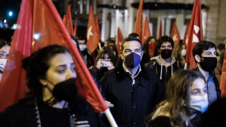 Τσίπρας στην πορεία του Πολυτεχνείου: &quot;Οι αγώνες της νεολαίας θα είναι και πάλι η ελπίδα για ένα καλύτερο αύριο&quot;