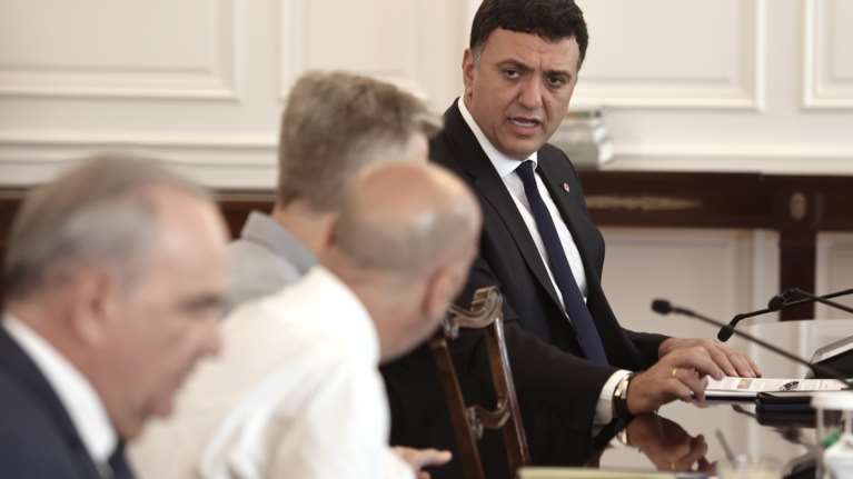 Κατεπείγουσα επιστολή Κικίλια προς περιφέρειες και δήμους - Ζητάει άμεσα αντιπλημμυρικά και αντιδιαβρωτικά έργα