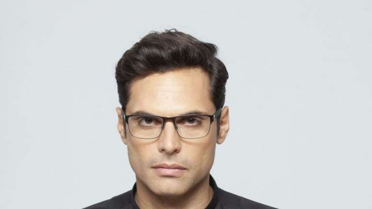 Καταπέλτης ο Παπαγεωργίου για τον βιασμό της 24χρονης: &quot;Μια 24χρονη κοπέλα έστειλε κάτι πλούσια τσογλάνια στον πάτο &quot;