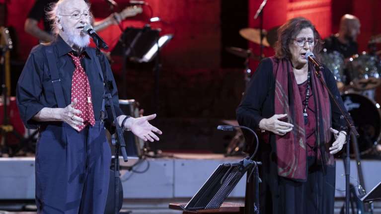 Διονύση Σαββόπουλε, άξιζε, τελικά, η μεγάλη σου γιορτή για τη Μεταπολίτευση;