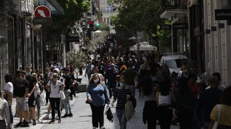 Νέα έκθεση της Capital Economics: Σημαντικά χαμηλότερη θα είναι η ύφεση στην Ελλάδα φέτος