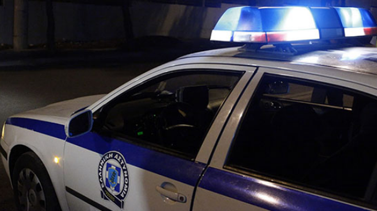 Τέσσερις ένοπλοι σε εμπρηστική επίθεση σε βενζινάδικο, στον Ασπρόπυργο - Κάηκαν δύο νταλίκες