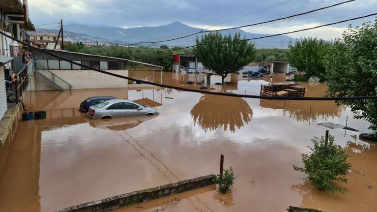 Κακοκαιρία Ιανός: Με εντολή Μητσοτάκη κυβερνητικό κλιμάκιο στις πληγείσες περιοχές
