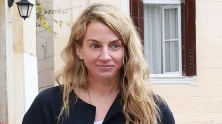 Χρυσή Βαρδινογιάννη: Το χτένισμα με καλοκαιρινό αέρα που επέλεξε για την πρόβα γάμου με τον Νικόλαο ντε Γκρες