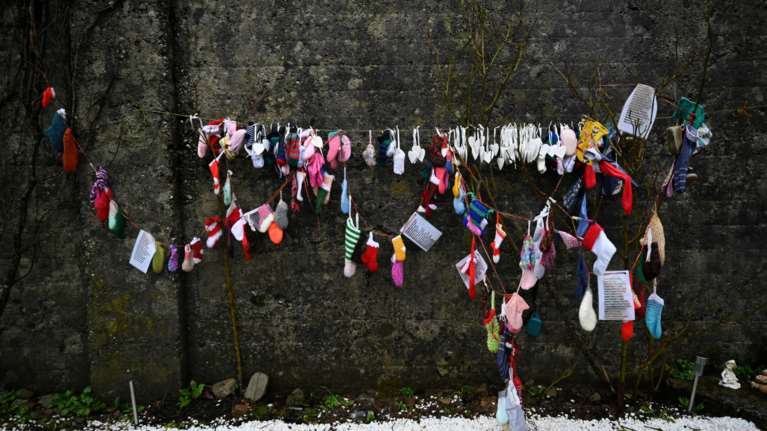 Σοκ στην Ιρλανδία: 9.000 μωρά και παιδιά πέθαναν σε Καθολικά οικοτροφεία - Τι αναφέρει κυβερνητική έκθεση