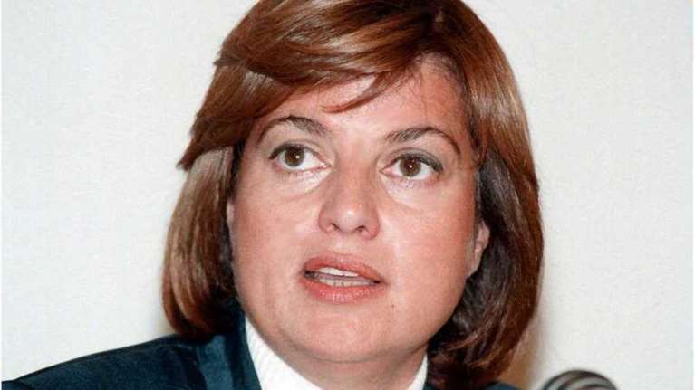 &quot;Βόμβα&quot; στην Τουρκία: Σενάρια για αντικατάσταση Τσαβούσογλου από την Τανσού Τσιλέρ - Ήταν πρωθυπουργός στην κρίση στα Ίμια