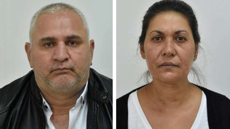 Αυτό είναι το ζευγάρι που εξαπατούσε ηλικιωμένους και τους έκλεβε στην Αττική [Εικόνες]