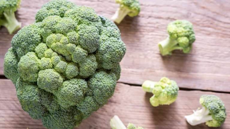 Το λαχανικό που σχετίζεται με πρόληψη του καρκίνου, υγιή καρδιά και δυνατά οστά