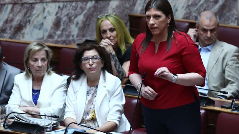 Κόντρα Κωνσταντοπούλου - Μηταράκη: Η ασφάλεια του πολίτη δεν βρίσκεται στην αντιπαράθεση και στην καταστολή