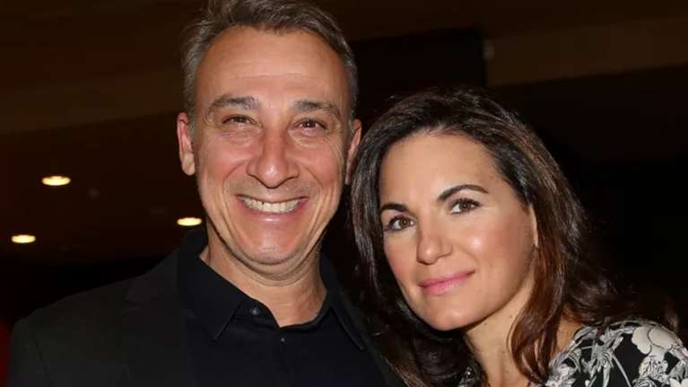 Όλγα Κεφαλογιάννη: Η "έξυπνη" λεπτομέρεια στο μακιγιάζ της που κάθε γυναίκα άνω των 40 πρέπει να αντιγράψει