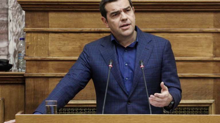 Τσίπρας: Ο ΕΟΔΥ να απευθύνει σύσταση στην εκκλησία για την Θεία Κοινωνία