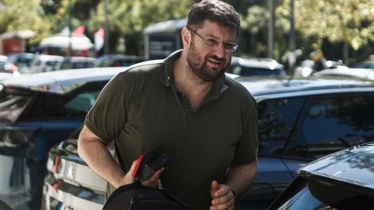 Διευκρινίσεις Ζαχαριάδη (ΣΥΡΙΖΑ) μετά τη θέση του ότι δεν πρέπει να διακοπεί η στρατιωτική συνεργασία Ελλάδας - Ισραήλ