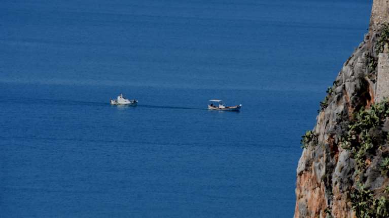 Νεκρός ψαράς στο Ληξούρι: Δεν φέρει τραύματα και δεν έχει χτυπηθεί, λένε οι γιατροί - Δύτες για αυτοψία στην περιοχή