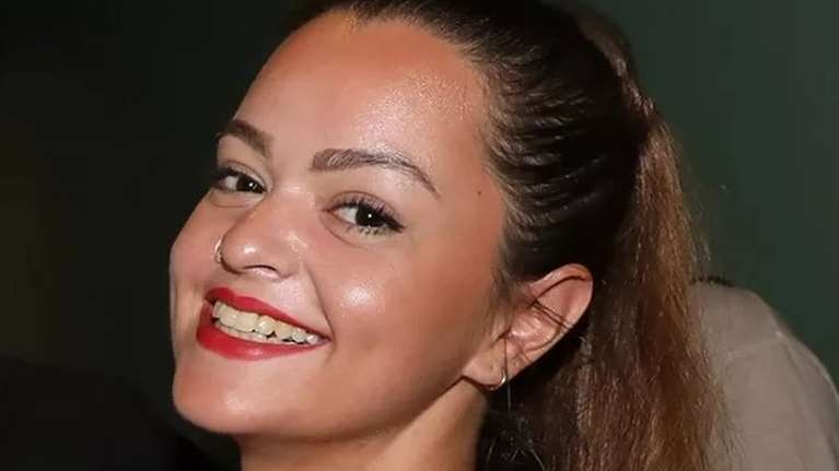 Μαριτίνα Ντενίση | Σε πασίγνωστο burger spot της Αθήνας