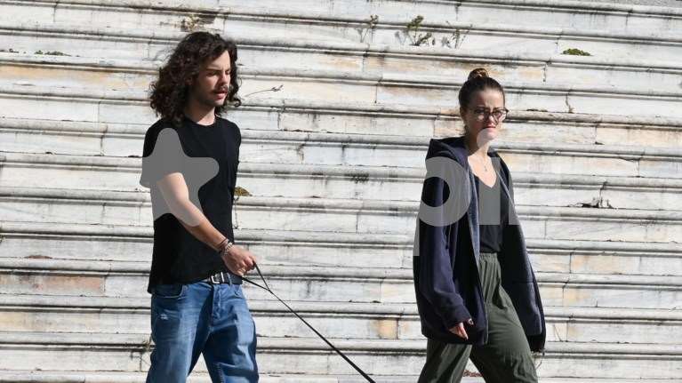 Άγγελος Λάτσιος &amp; Γαία Μερκούρη: Χαλαρές στιγμές στο κέντρο της Αθήνας