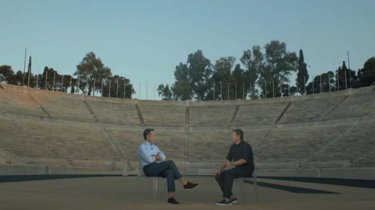 Μητσοτάκης και Φύσσας θυμούνται τον θρίαμβο του Euro 2004 [Βίντεο]