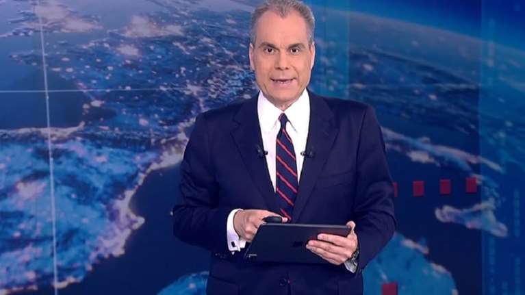 Στο νοσοκομείο με συμπτώματα πνευμονίας ο Νίκος Στραβελάκης - Νοσεί από κορονοϊό