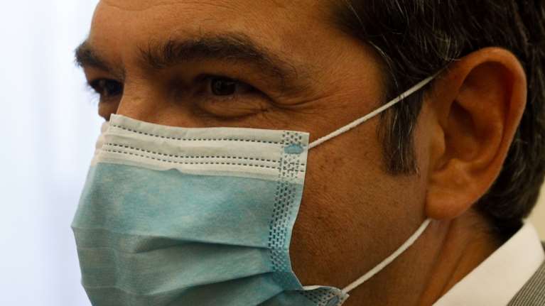 Ξύρισε το μούσι ο Αλέξης Τσίπρας για τη συνάντηση με τον Χάικο Μάας [Εικόνες]