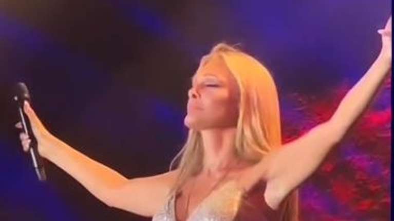 Νατάσα Θεοδωρίδου: Ξέσπασε σε λυγμούς - &quot;Να κυνηγάτε τα όνειρά σας, θέλω να μην πτοείστε από τίποτα&quot; - [Βίντεο]