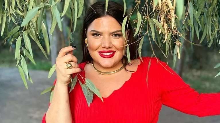 Δανάη Μπάρκα: Η θεραπεία που μεταμόρφωσε τα μαλλιά της