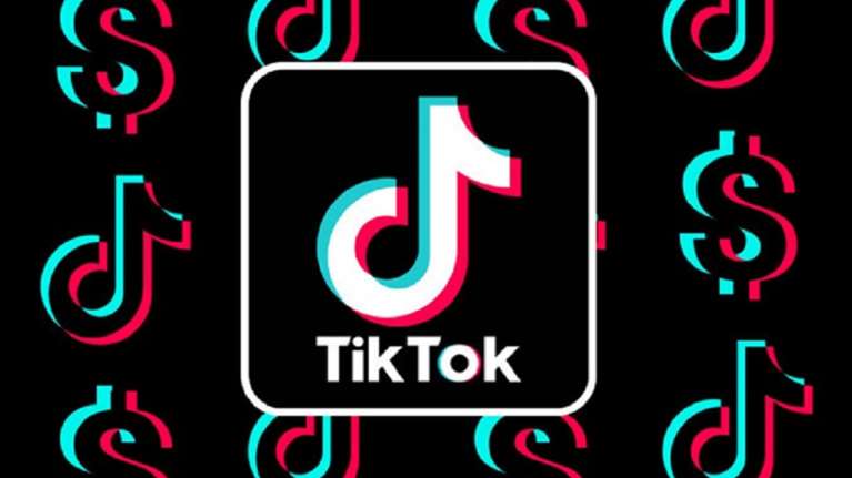 Διάσημη ηθοποιός χορεύει στο TikTok στα 85 της χρόνια
