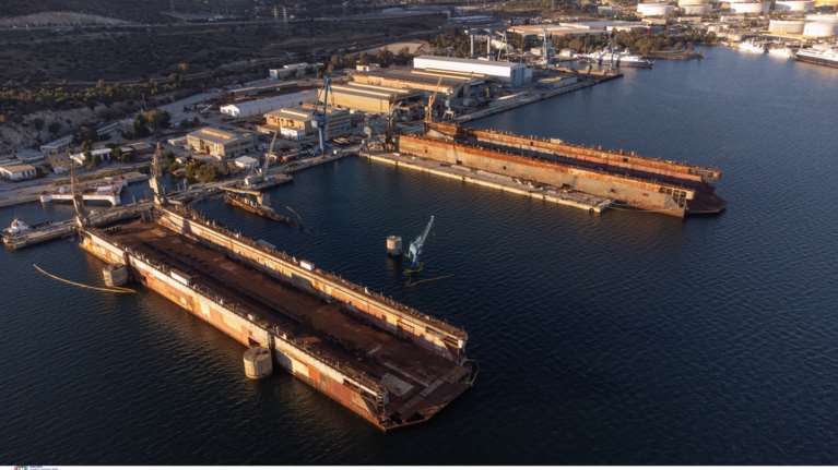 Υπουργείο Ανάπτυξης: Ξεκινάει μια νέα σελίδα για τα Ναυπηγεία Ελευσίνας - Άμεσα επενδύονται 100 εκατομμύρια δολάρια