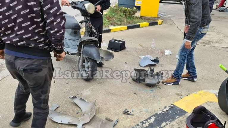 Λαμία: Σοβαρό τροχαίο με τραυματία έναν ντελιβερά στα Γαλανέικα [εικόνες]