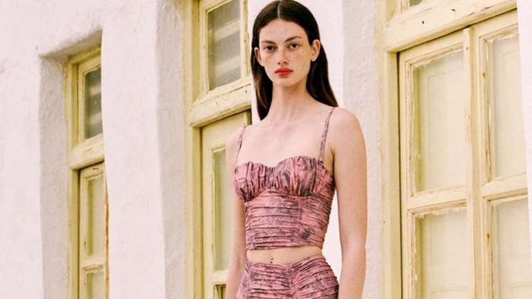 Πώς να διαλέξεις το ιδανικό μαγιό για το δικό σου σώμα