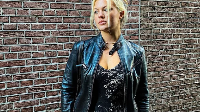 Ηλέκτρα: Η εκκεντρική καλλονή κόρη της Δωροθέας Μερκούρη