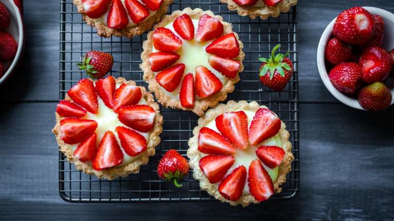 Εορτολόγιο: Τι γιορτή είναι σήμερα, Παρασκευή 12 Σεπτεμβρίου