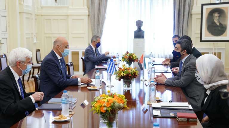 ΥΠΕΞ Ηνωμένων Αραβικών Εμιράτων στην Αθήνα: Καταδικάζουμε τις ενέργειες γειτονικών χωρών που αποτελούν πηγή κινδύνου