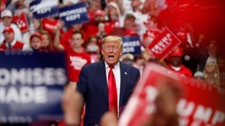 Τραμπ: Σε δυο εβδομάδες ξεκινά τις προεκλογικές συγκεντρώσεις