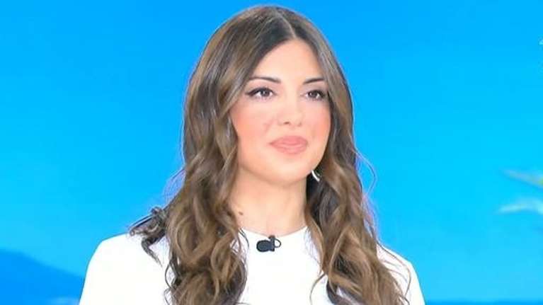 Η on air αποκάλυψη της Σταματίνας Τσιμτσιλή για την περιπέτεια της υγεία της: &quot;Έχασα δύο κιλά σε 48 ώρες&quot;
