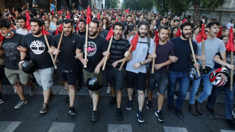 &quot;Εφιάλτης&quot; το κλειστό κέντρο της Αθήνας: Συλλαλητήριο ενάντια στο ν/σχ για τις διαδηλώσεις