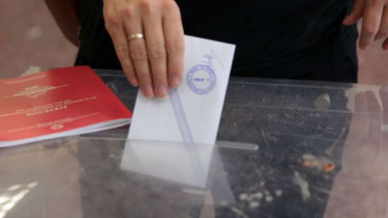 Δημοσκόπηση GPO: Οι πολίτες ζητούν και άλλα μέτρα αλλά όχι lockdown - Σταθερό προβάδισμα Μητσοτάκη έναντι Τσίπρα