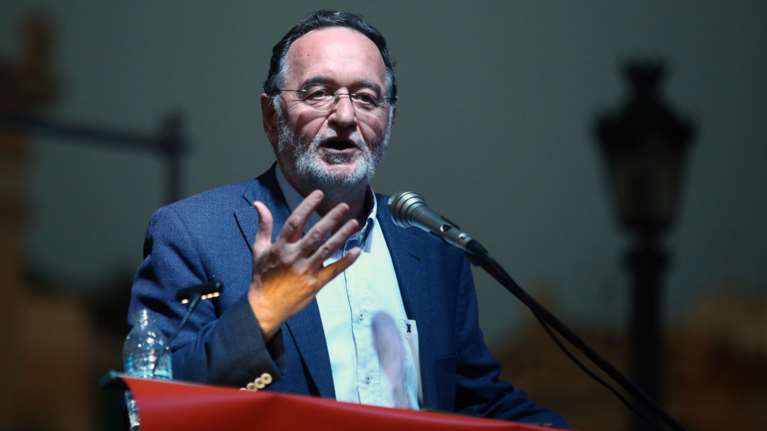 Λαφαζάνης: Ο Τσίπρας δεν έχει καμία αξιοπιστία - Στο Παλλάς έκανε τον επικήδειο του ΣΥΡΙΖΑ