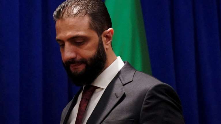 Στη Μόσχα ο Αλ Σάρα - Στο επίκεντρο οι ρωσικές βάσεις στη Συρία και η παράδοση του πρώην προέδρου Άσαντ