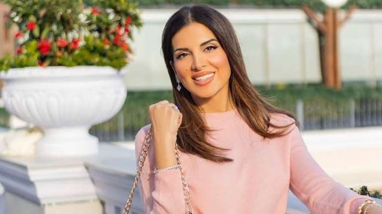 Η Σταματίνα Τσιμτσιλή χαλαρώνει στο υπέροχο σπίτι της