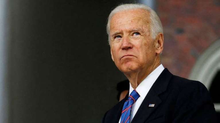 Κορονοϊός: Αρνητικός ο Τζο Μπάιντεν στο τεστ - Ευχές για ανάρρωση σε Τραμπ και Μελάνια